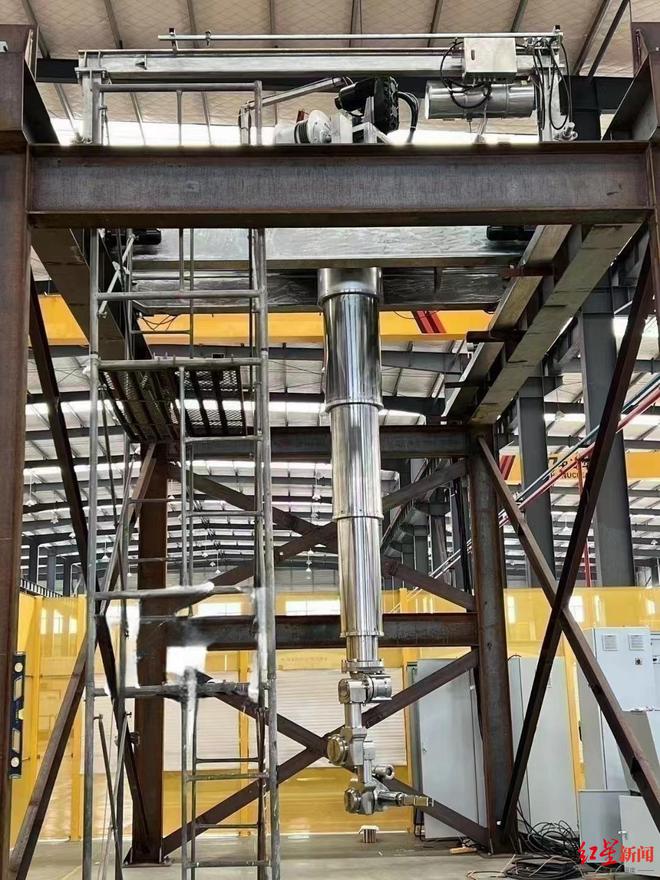 起重机起家、助力“玲龙一号”这家成都企业进军机器人领域｜建圈强链调研行(图1)