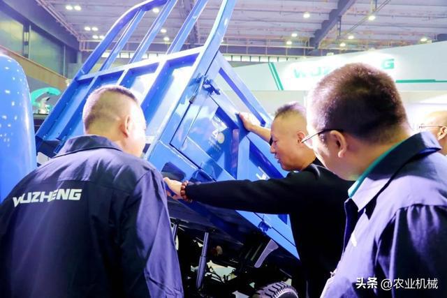 2024中国国际农业机械展览会盛大开幕五征集团“黑科技”引领智慧农业新潮流！(图5)