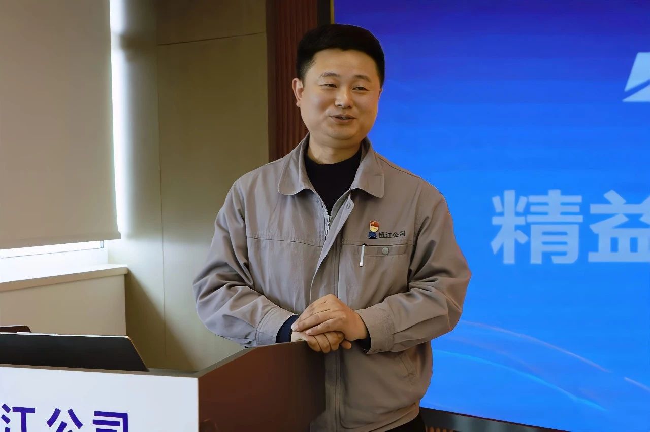 二重（镇江）重型装备有限责任公司召开精益大讨论改善项目评选会(图1)