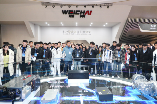 硬核重工丨新品再领行业新高度潍柴“全”面出击(图7)