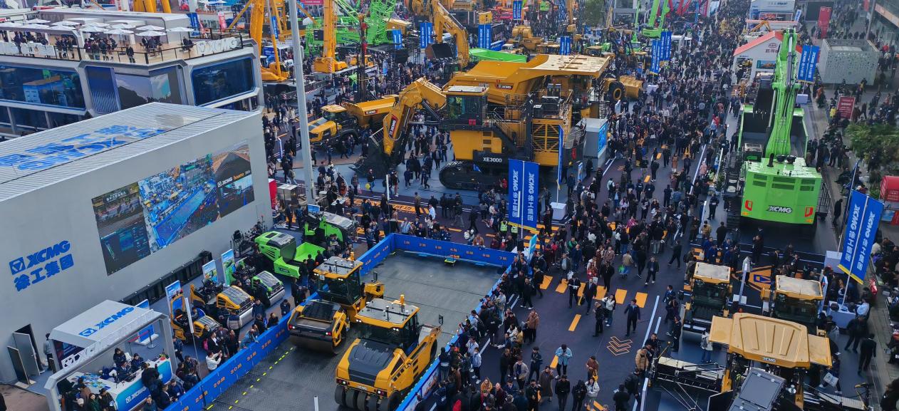 米乐M6平台：12000㎡、超180款展品——智慧徐工震撼亮相baumaCHINA2024(图7)