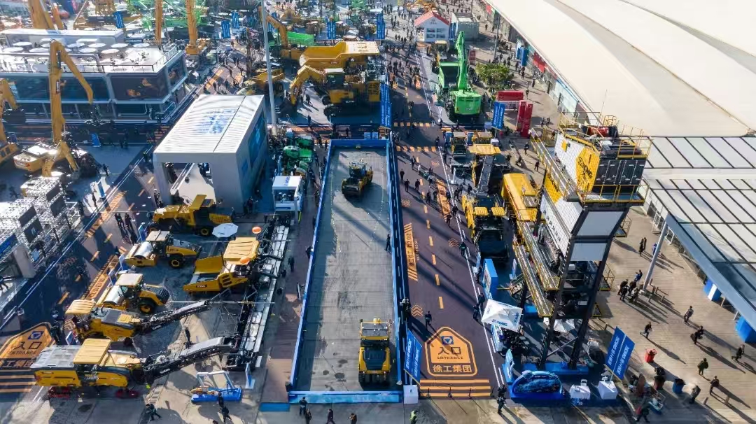 米乐M6平台：12000㎡、超180款展品——智慧徐工震撼亮相baumaCHINA2024(图9)