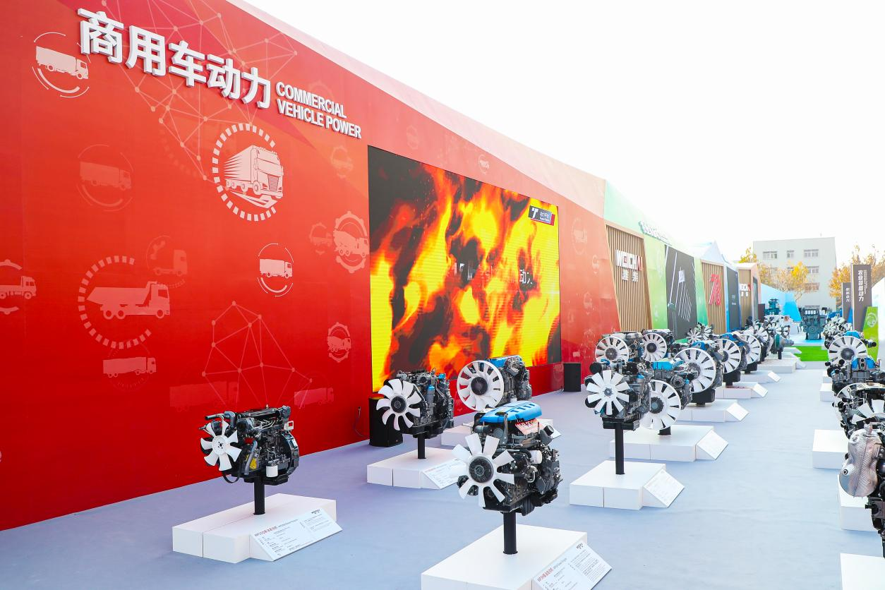 硬核重工新品再领行业新高度潍柴“全”面出击(图1)