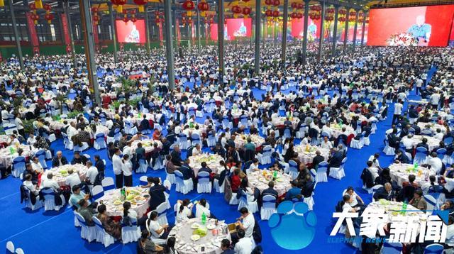 米乐M6：“全网最爱发钱”的那个老板｜面孔(图4)