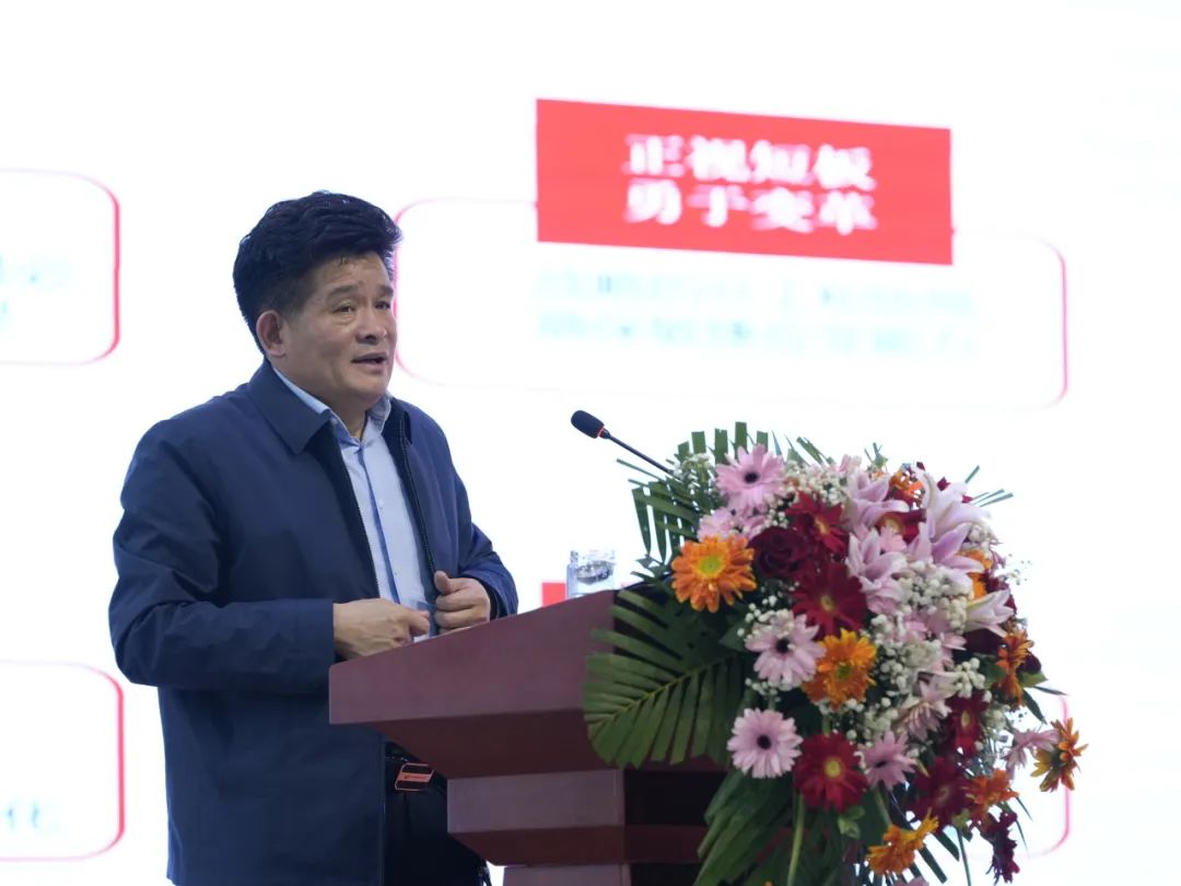 米乐M6平台：临工重机2024年度总结表彰大会召开(图6)