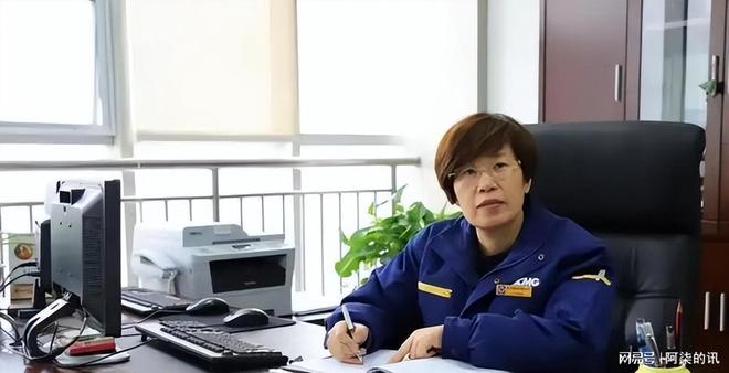 十年产3台！敲中国竹杠的下场就是抢都抢不到咱4000吨级起重机(图4)