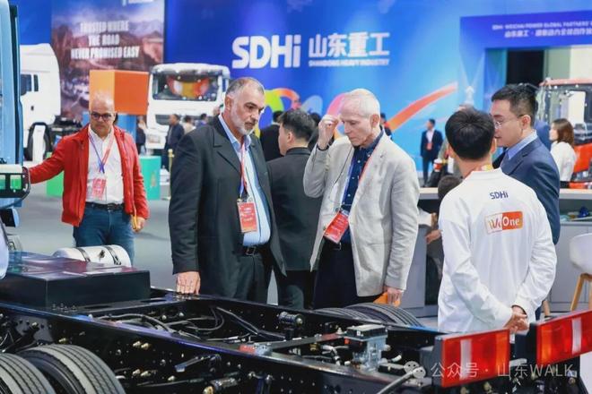 从“领跑者”到“示范者”：素描山东重工价值深耕之路(图3)