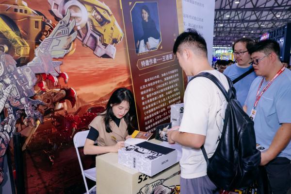 52TOYS用“猛兽匣”造机甲宇宙中国科幻再添新名片(图2)