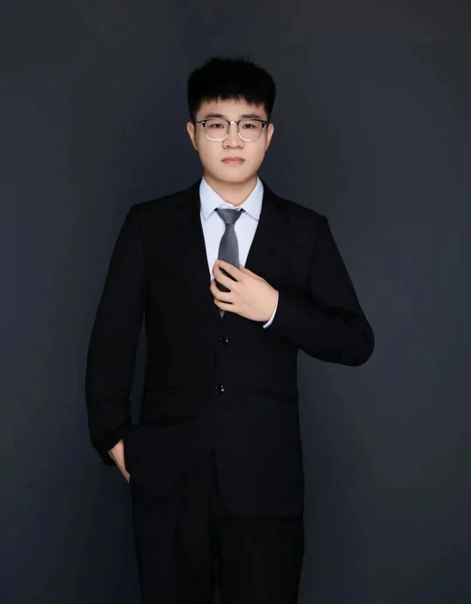 假期坚持每日4到5小时课外学习的国奖获得者：郭长财(图1)