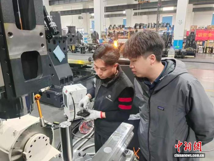 海归青年与“老数控”的创业记：接力跑出智造加速度(图1)