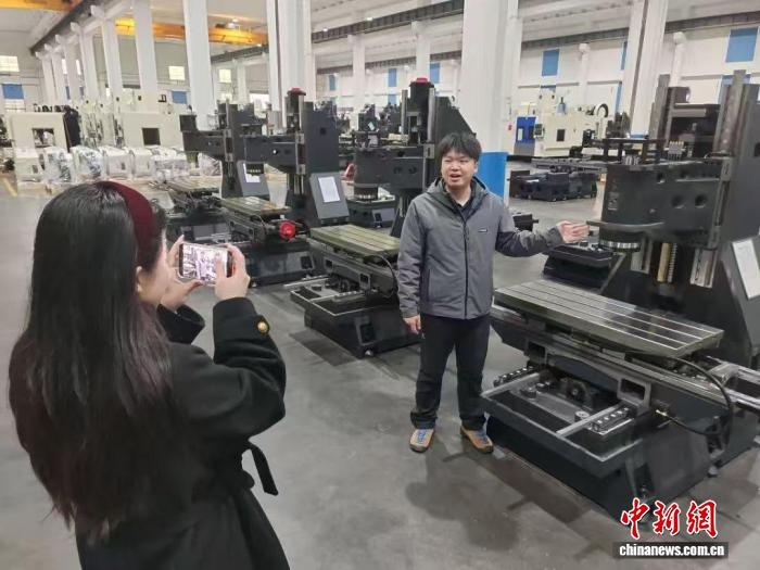 海归青年与“老数控”的创业记：接力跑出智造加速度(图3)