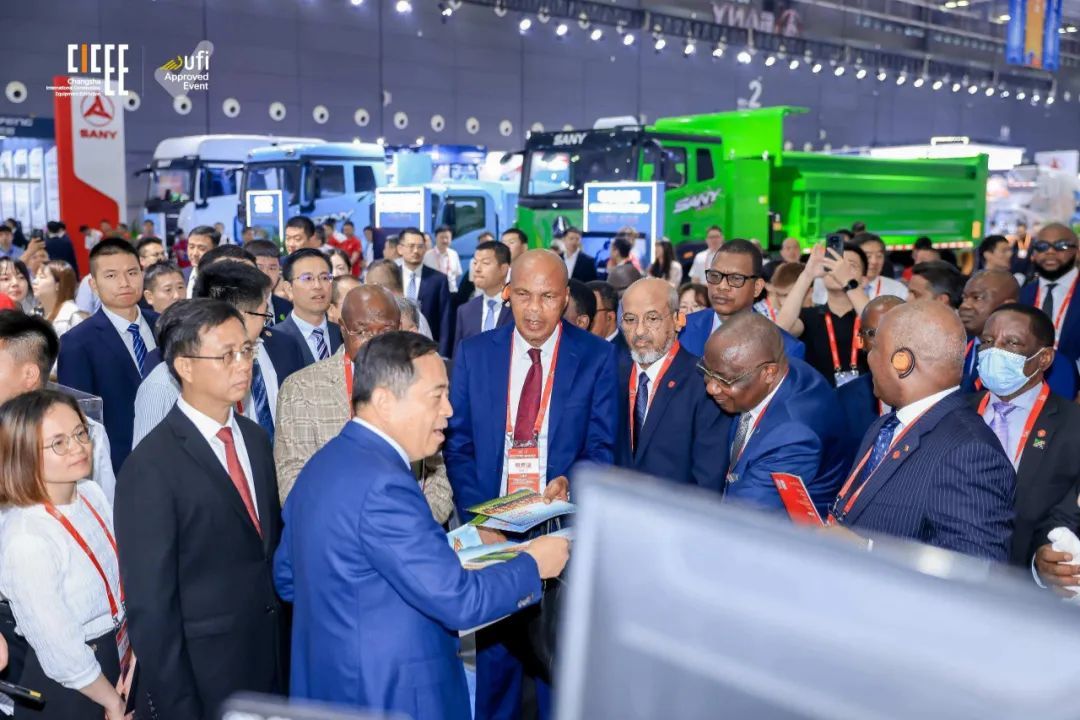 米乐M6：透过工程机械展看湖南这条“硬腿”(图6)